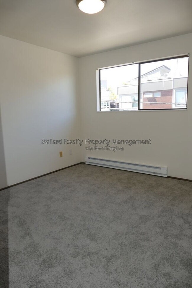 Building Photo - 3018 NW 85th St