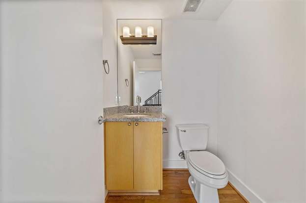 Building Photo - 4707 Caroline St