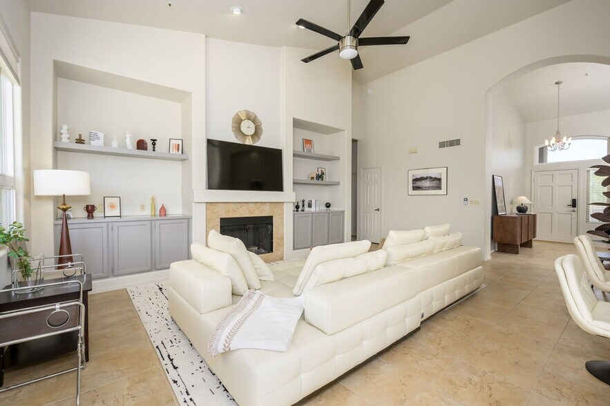 Building Photo - 28050 N 110th Pl