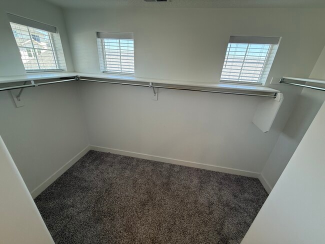 Building Photo - 6086 W Esker Terrace Ln