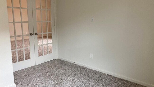 Building Photo - 3017 Boran Dr