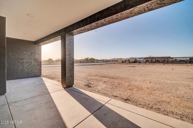 Building Photo - 22548 W Huntington Dr