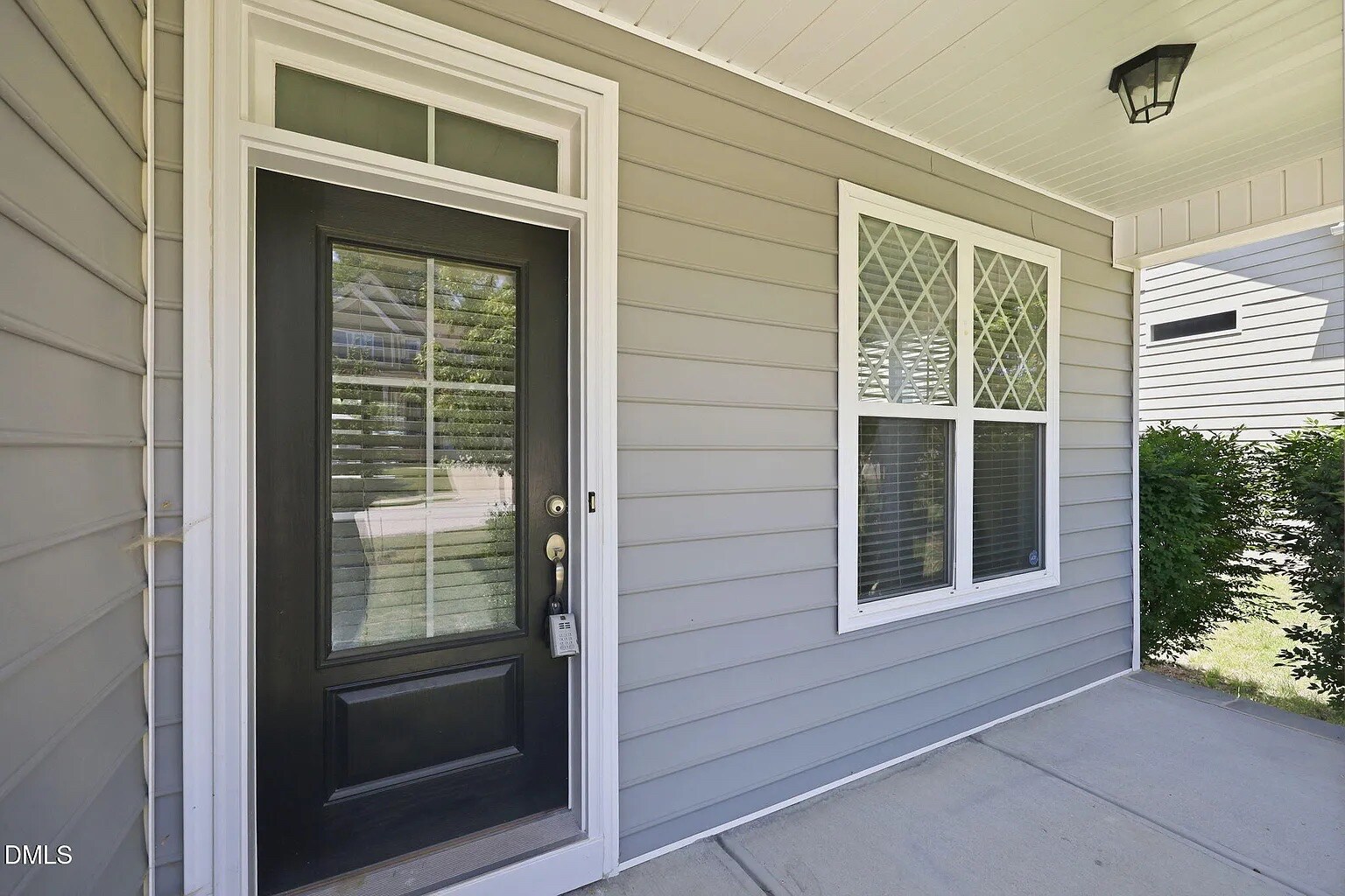 Building Photo - Room in House on Plott Hound Ln