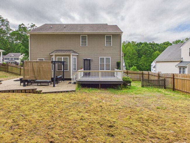 Building Photo - 3015 Chislet Dr