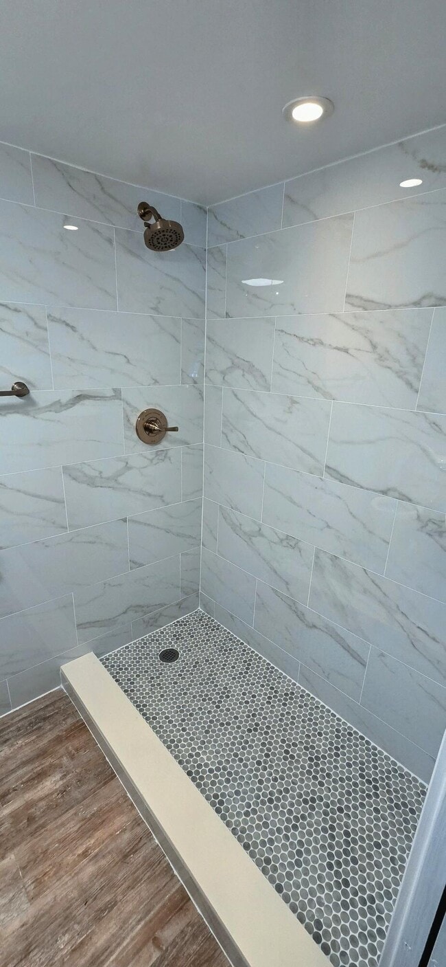 Building Photo - 4201 S Ocean Blvd