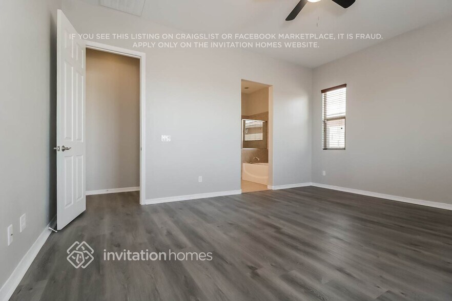 Building Photo - 15814 W Fillmore St