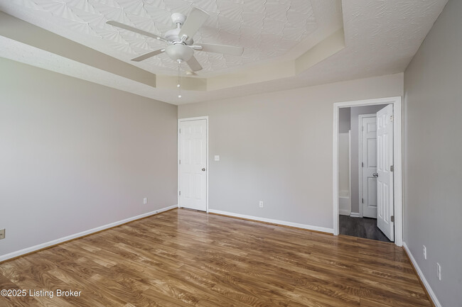 Building Photo - 9317 Longhorn Ct