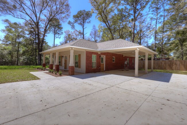 Building Photo - 3 BD/2 BTH in Daphne!