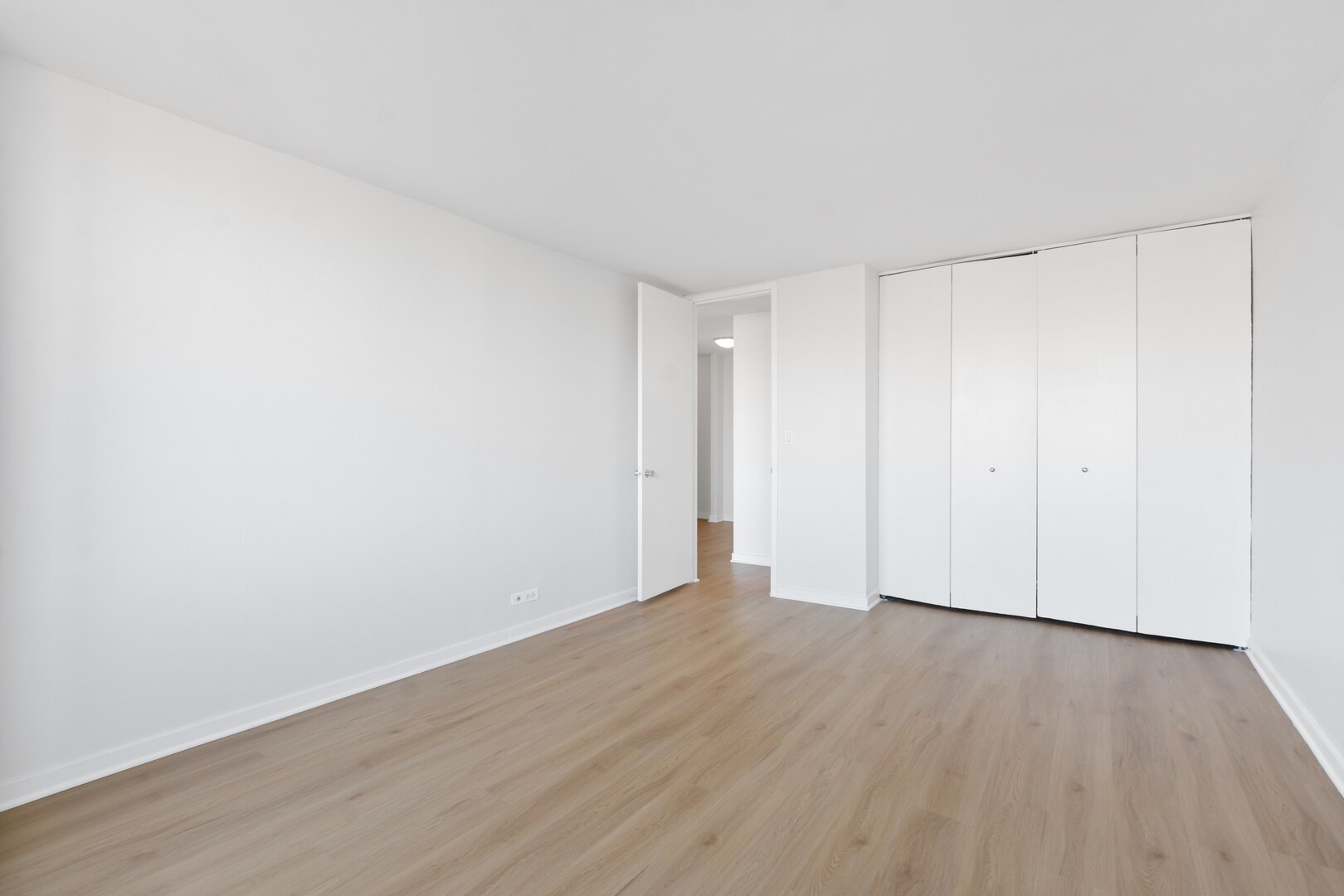 Building Photo - 655 W Irving Park Rd