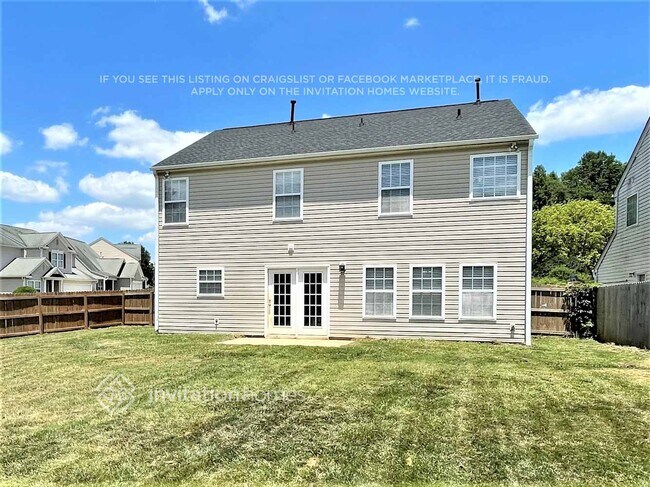 Building Photo - 5000 Mesa Ct