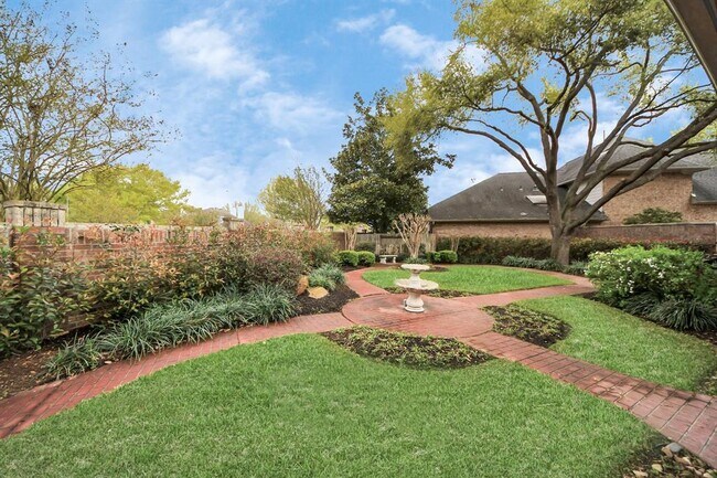 Building Photo - 1542 Orchard Park Dr