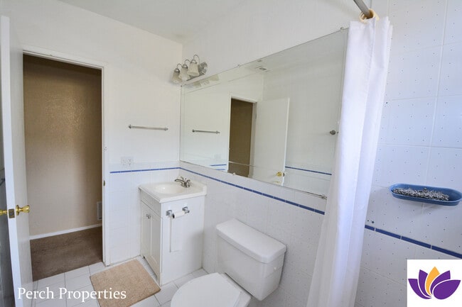 Building Photo - 22149 Wyandotte St