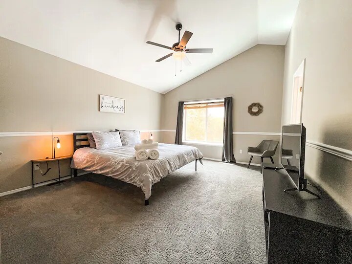 Building Photo - 15235 Diamondhead Ct