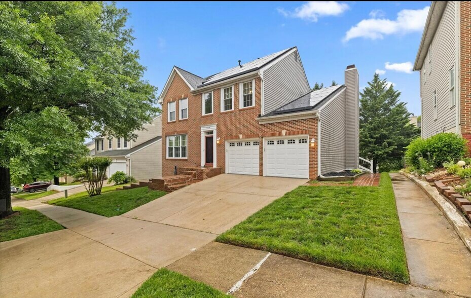 Building Photo - 5714 Silk Tree Dr