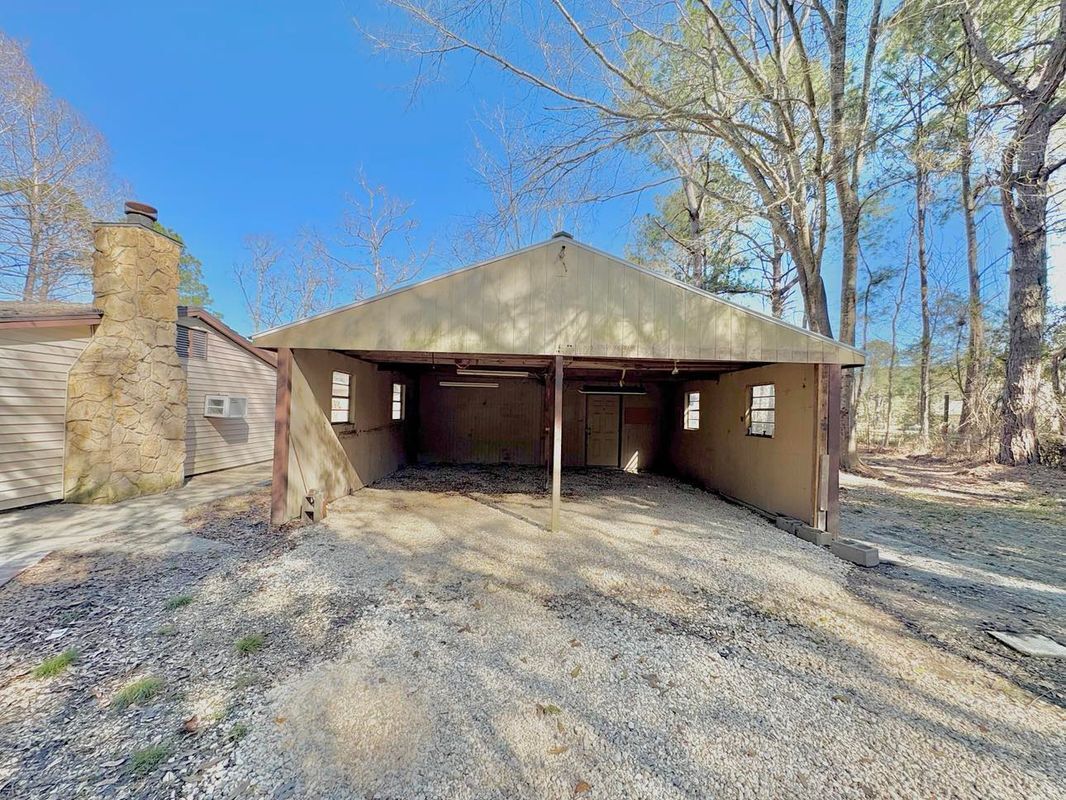 Building Photo - 76052 Crystal Dr