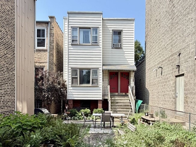 Building Photo - 3426 N Lincoln Ave