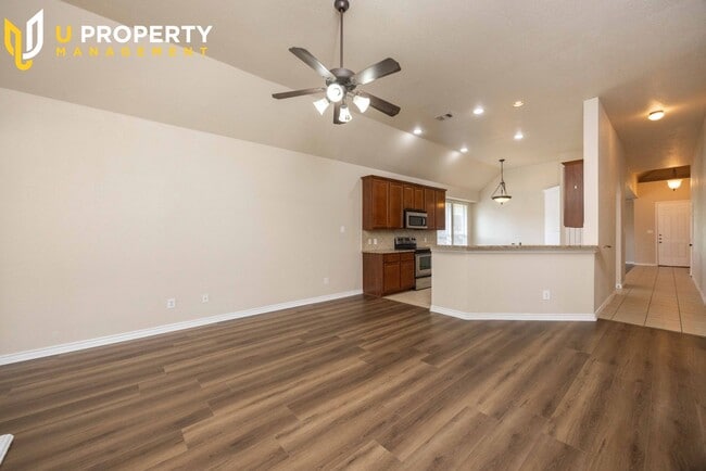 Building Photo - Charming two-story brick home in the desir...