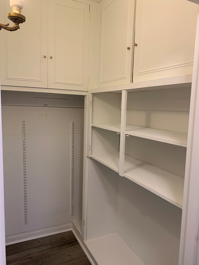 Building Photo - 191 Presidential Blvd