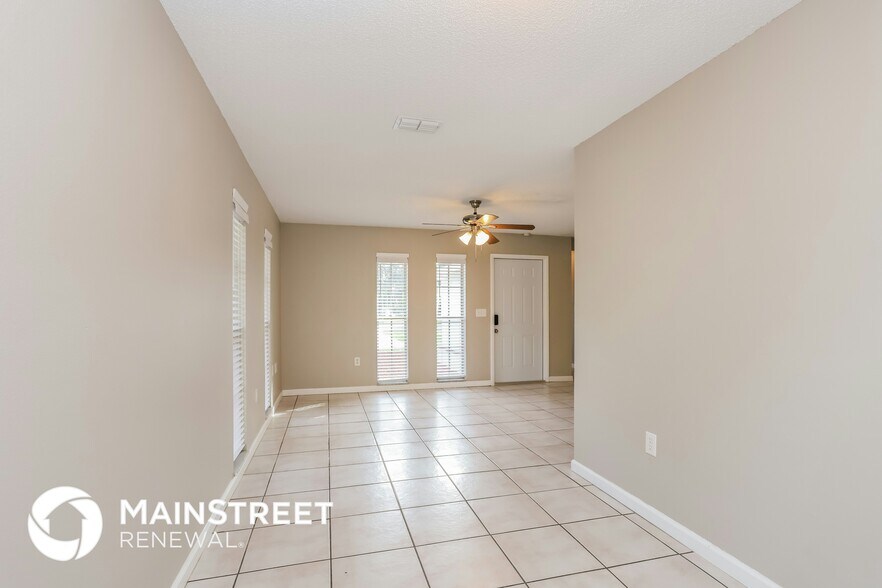 Building Photo - 4108 12th Ave W