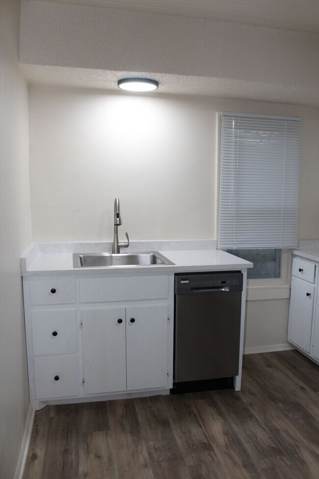 Building Photo - HARRAH! At Last!