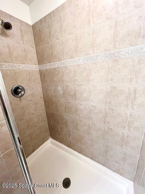 Building Photo - 6828 Toland Dr