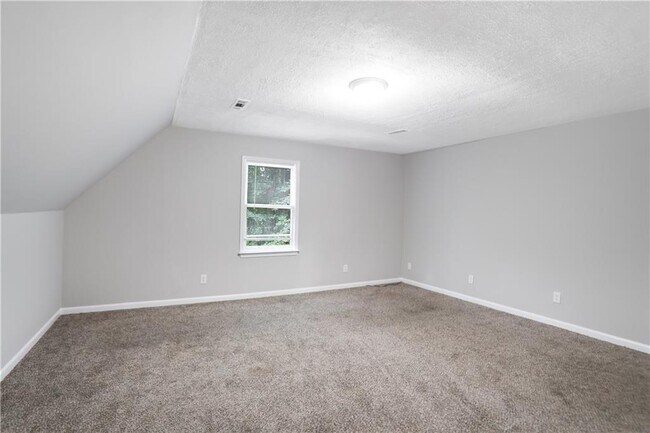 Building Photo - 130 Cedar Creek Ct