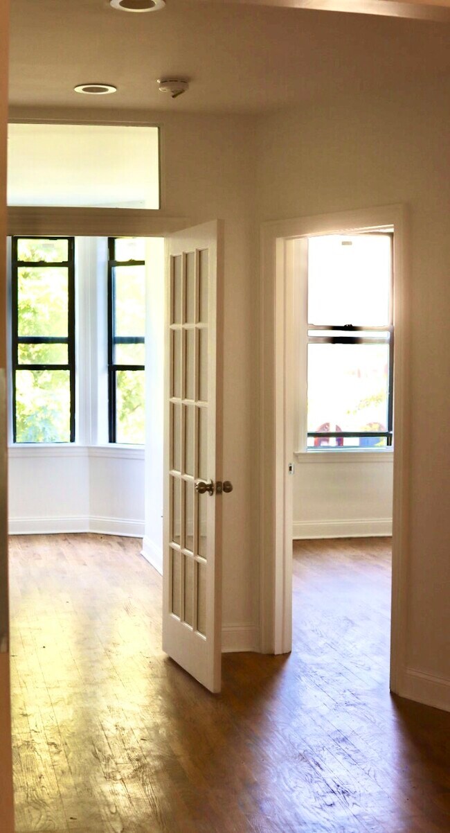 Building Photo - 908 Sterling Pl