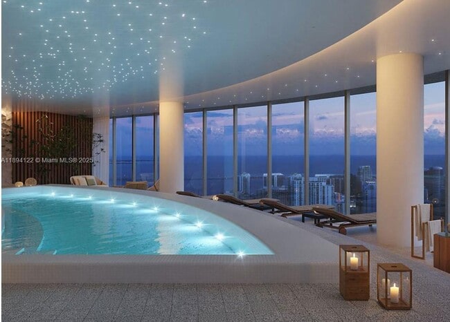 Primary Photo - 300 Biscayne Blvd Way