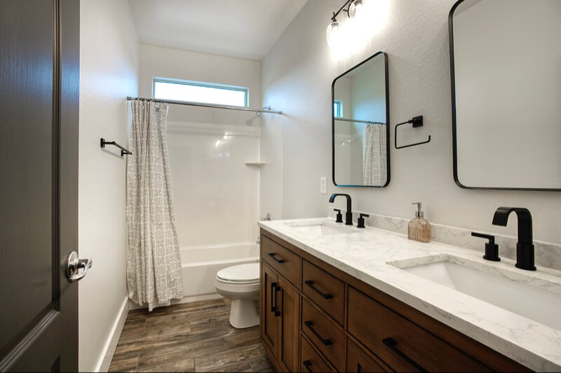 Building Photo - 14873 Luna Cir