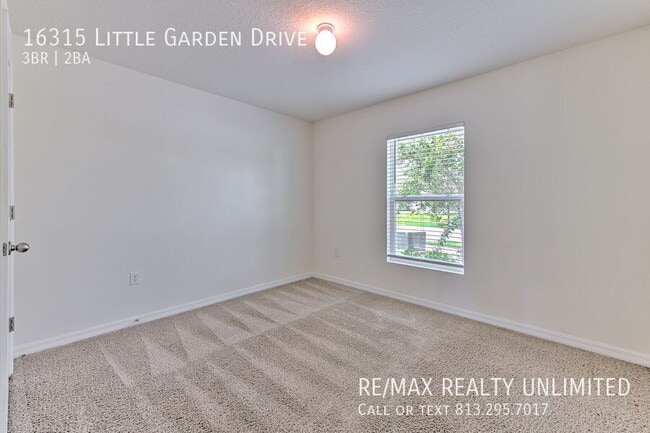 Building Photo - 16315 Little Garden Dr