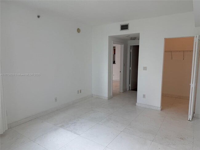 Building Photo - 325 S Biscayne Blvd