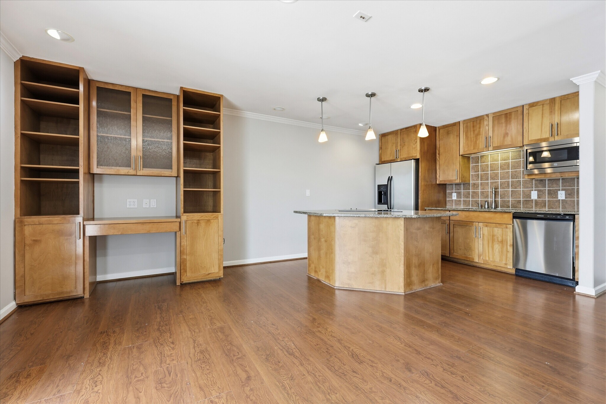 Building Photo - 5000 Baltimore Ave