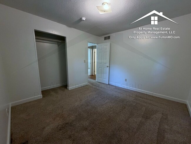 Building Photo - 1514 Monroe St