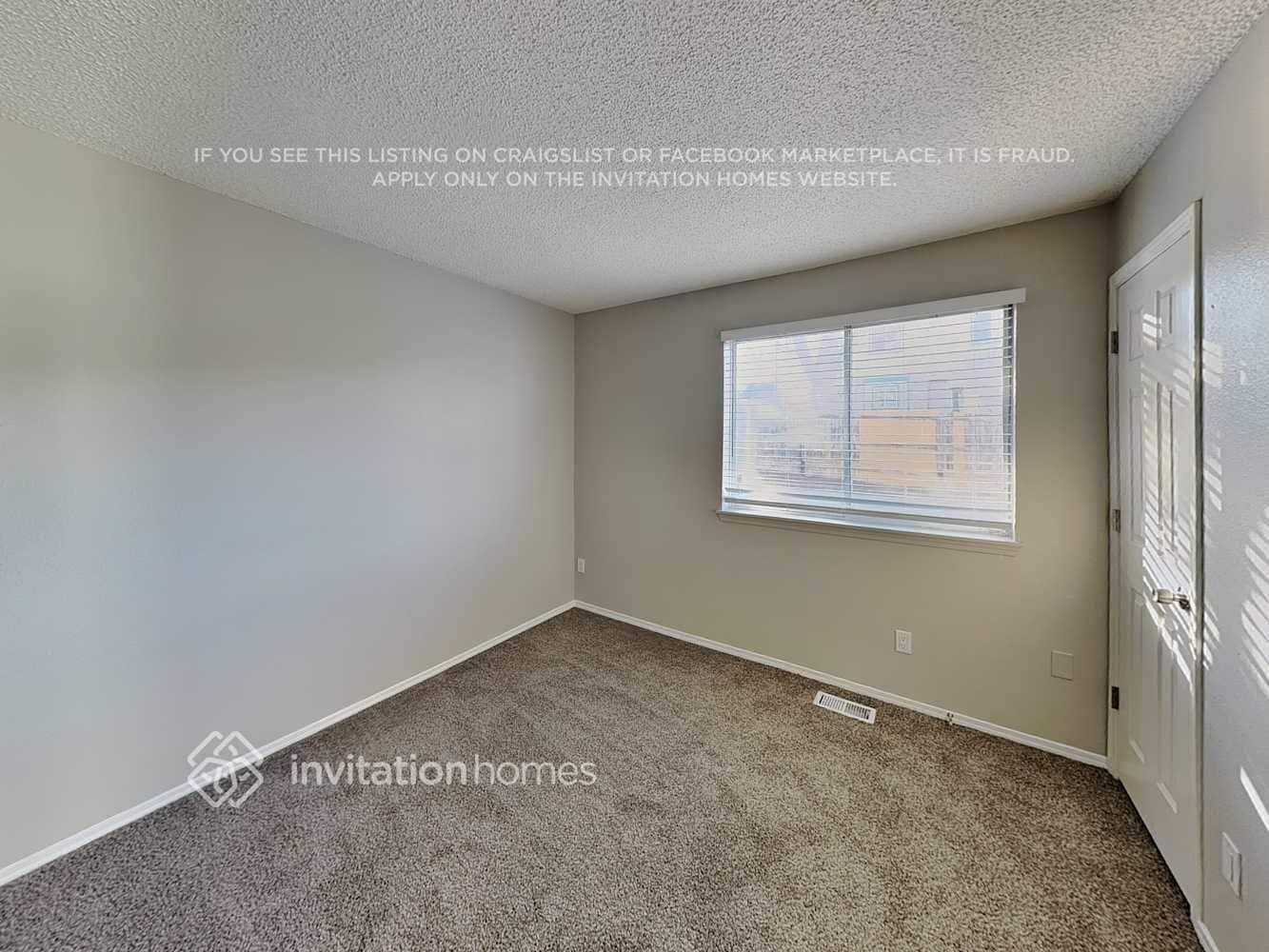 Building Photo - 12181 Newport Dr