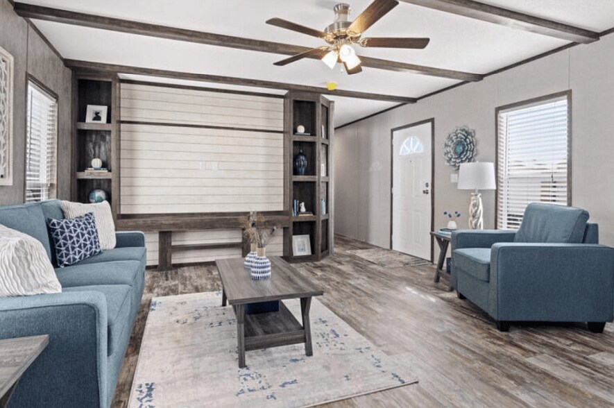 Building Photo - 305 Fryer St