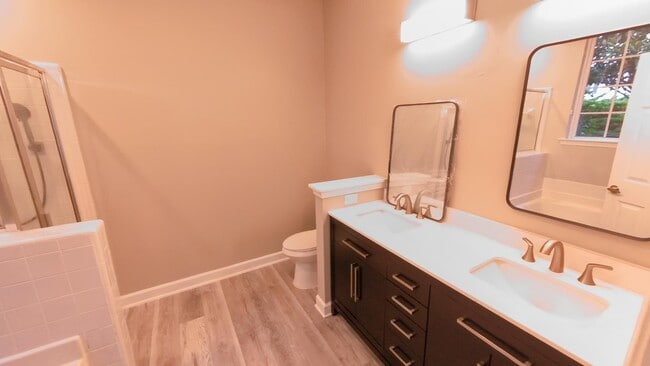 Building Photo - 14808 Bergerac Ct