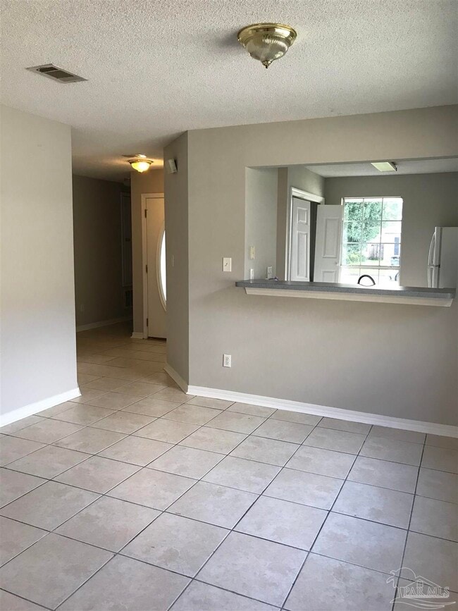 Building Photo - 1065 Antigua Cir