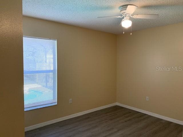 Building Photo - 429 Majesty Dr