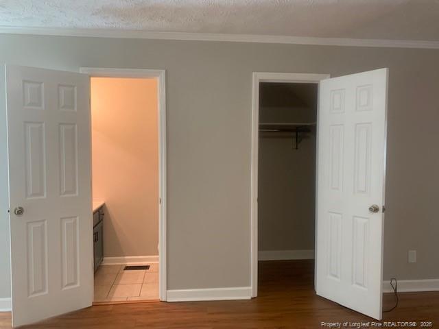 Building Photo - 4915 Pinedale Blvd