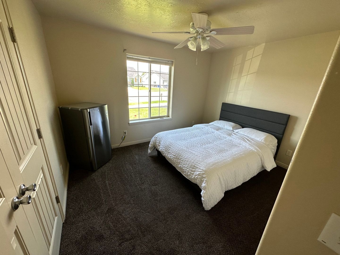 Building Photo - 674 Tanglewood Dr