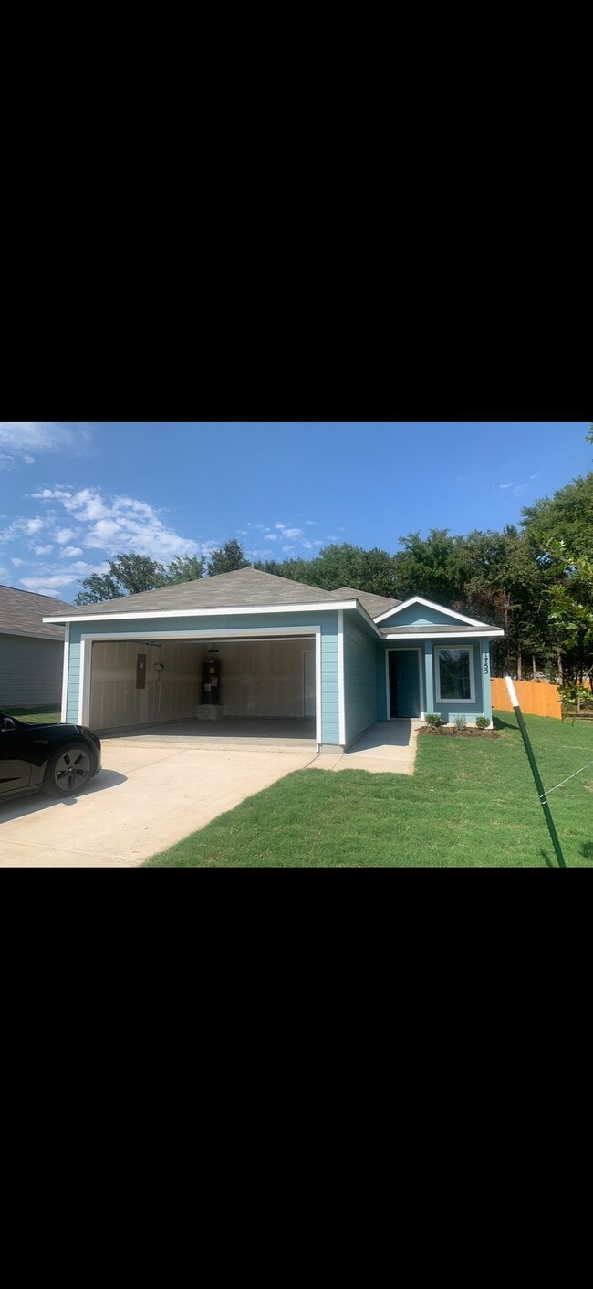 Building Photo - 1755 Route Ln