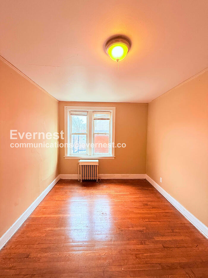 Building Photo - 4203 Cortland St