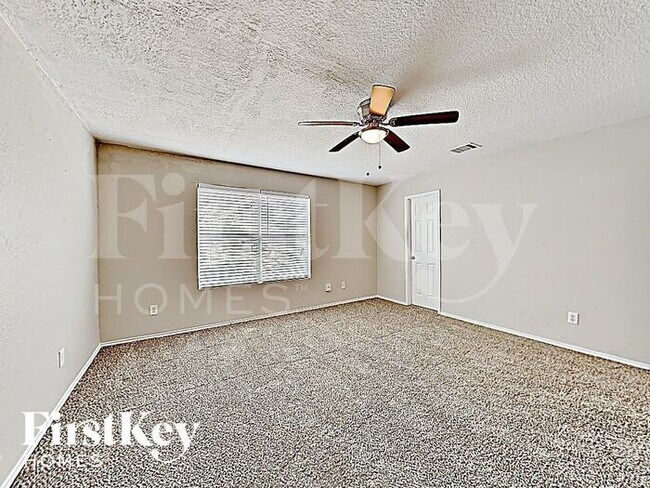 Building Photo - 3508 Aruba Ln