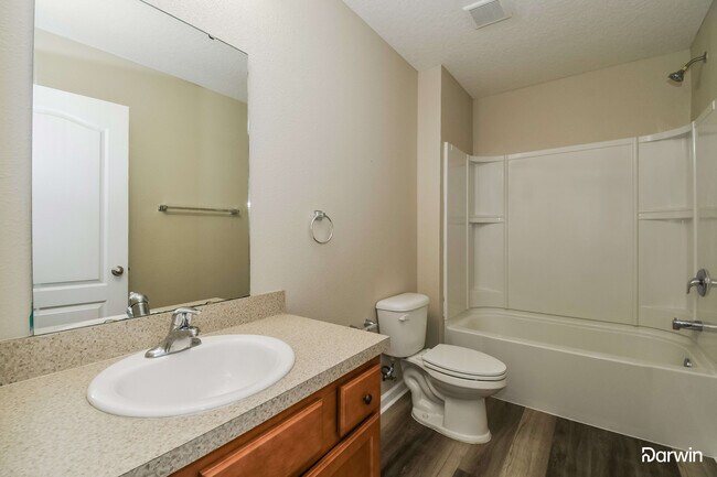 Building Photo - 3862 Falcon Crest Dr