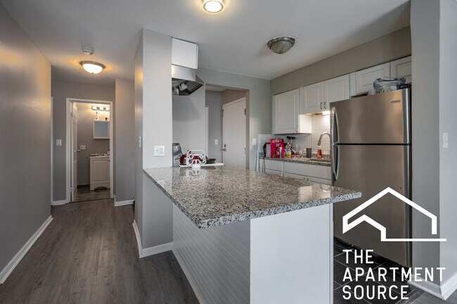 Primary Photo - 2310 N Harlem Ave