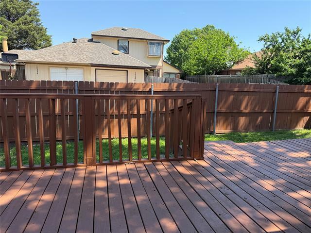 Building Photo - 10239 Blackjack Oaks Dr