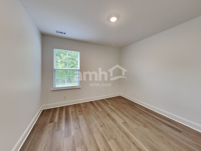 Building Photo - 238 Marin Dr