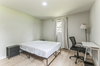 Building Photo - 2265 Wildwood Dr