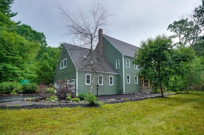 Building Photo - 144 Parmenter Rd