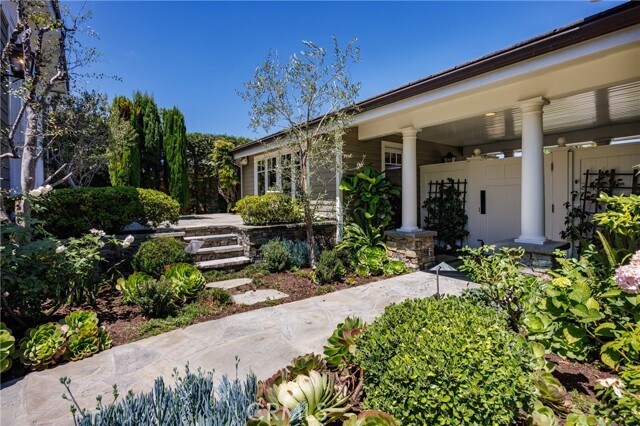 Building Photo - 3415 Seabreeze Ln